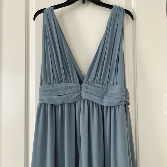Lulu’s Maxi Dress - Picture 6 of 12